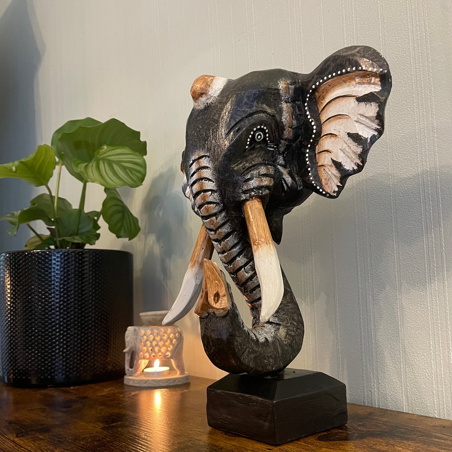 Albasia Wood Elephant Ornament